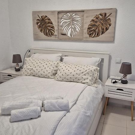 Cozy Bungalow In Urb La Marina With Shared Pool San Fulgencio المظهر الخارجي الصورة