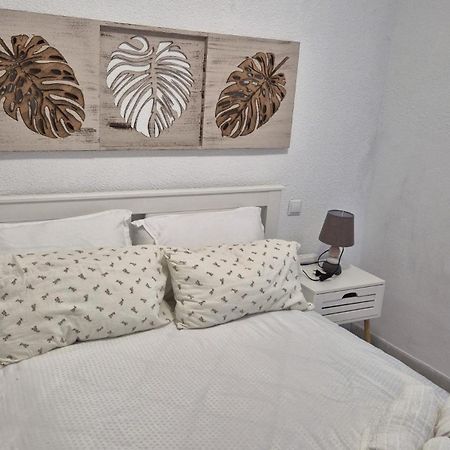 Cozy Bungalow In Urb La Marina With Shared Pool San Fulgencio المظهر الخارجي الصورة