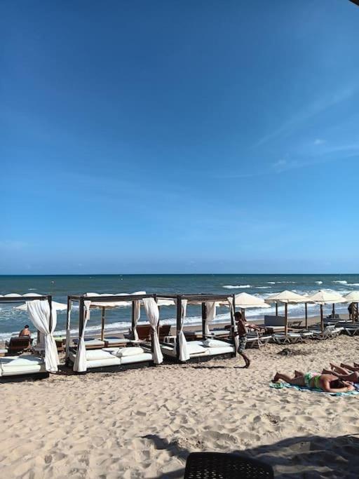 Cozy Bungalow In Urb La Marina With Shared Pool San Fulgencio المظهر الخارجي الصورة